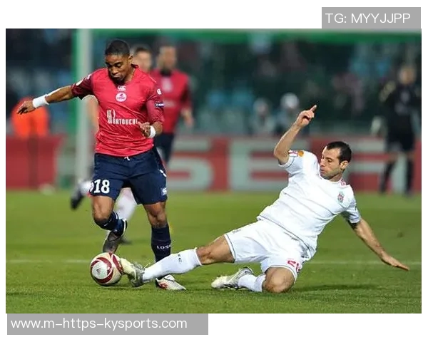 里尔与斯特拉斯的激战前瞻分析球队状态与战术对决全解析 里尔与斯特拉斯的激战前瞻分析球队状态与战术对决全解析